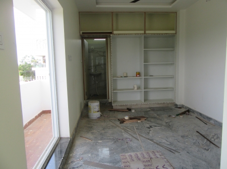 6) Li Id : 165 - Childrens Bedroom.JPG